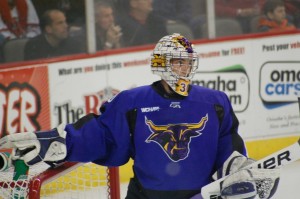 From the UNO/Mankato series a few weeks ago - The Mankato goalie and his GIGANTIC eyes.